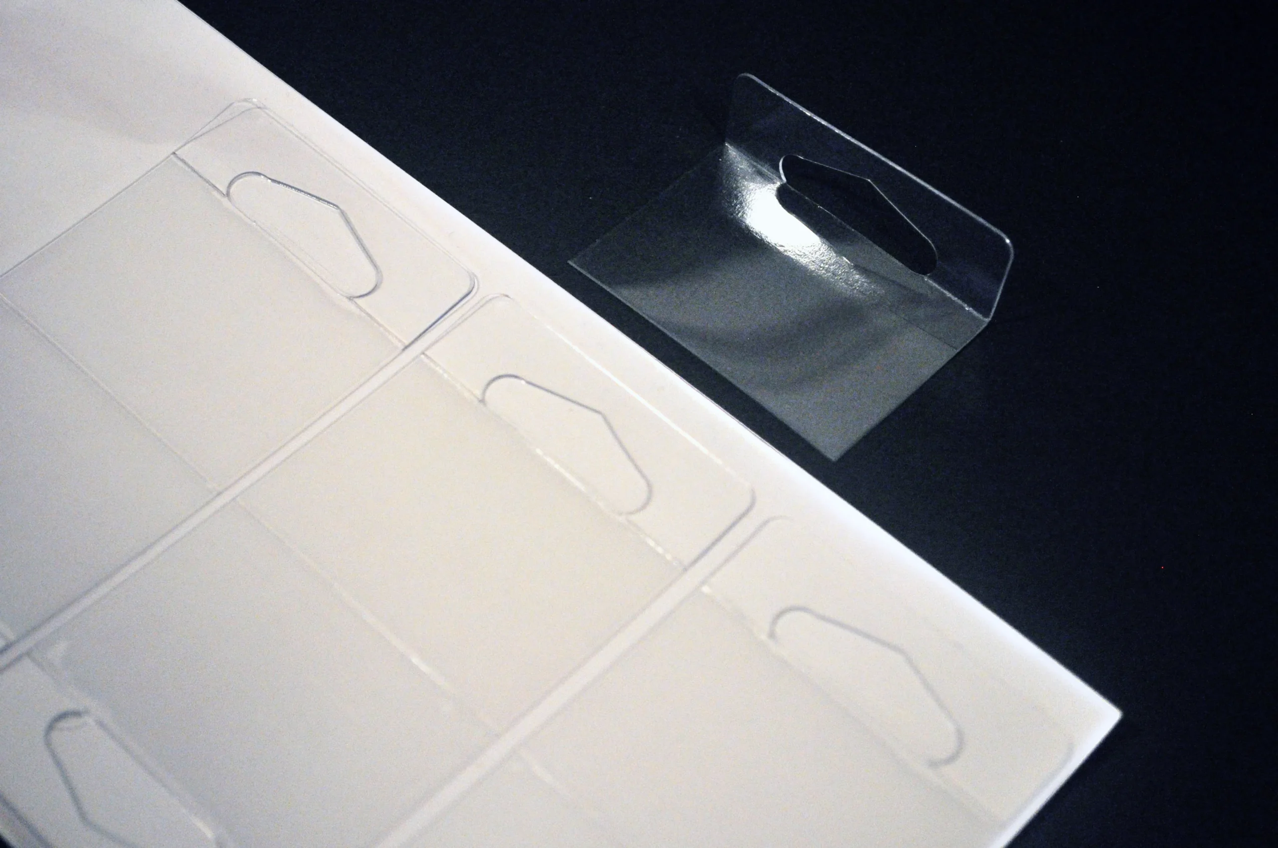 Self-Adhesive Delta Hang Tabs 3 delta hang tabs 3 scaled